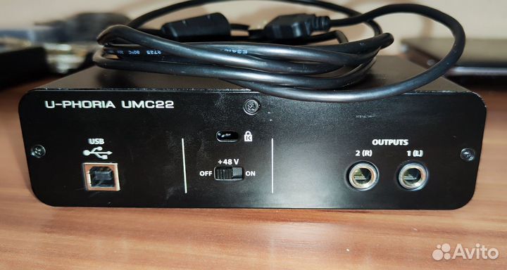 Behringer umc22