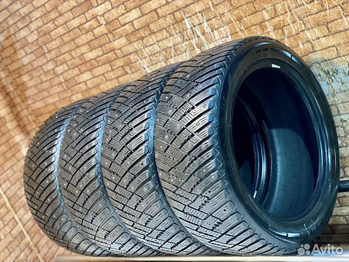 Goodyear Ultragrip Ice Arctic 245/45 R17