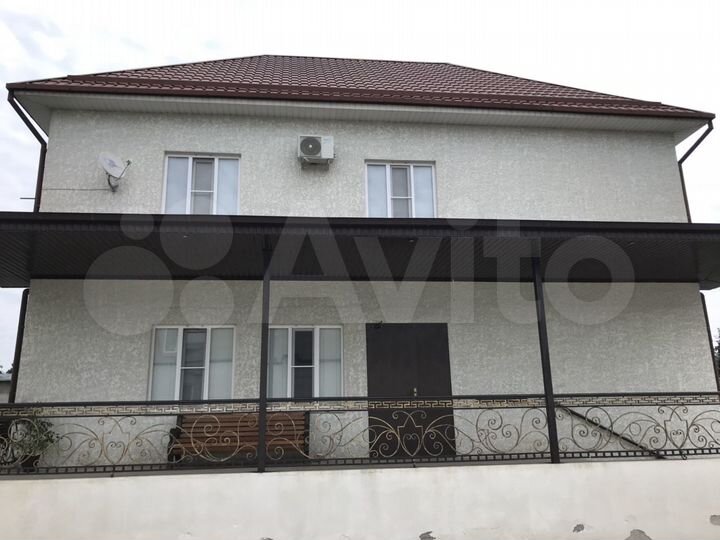 Дом 158 м² на участке 10,5 сот.