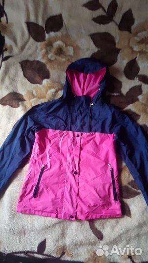 Ветровка женская