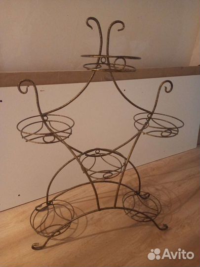 Подставка для цветов