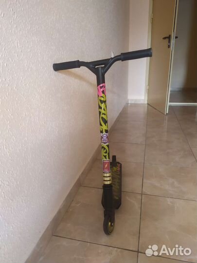 Трюковой самокат новый