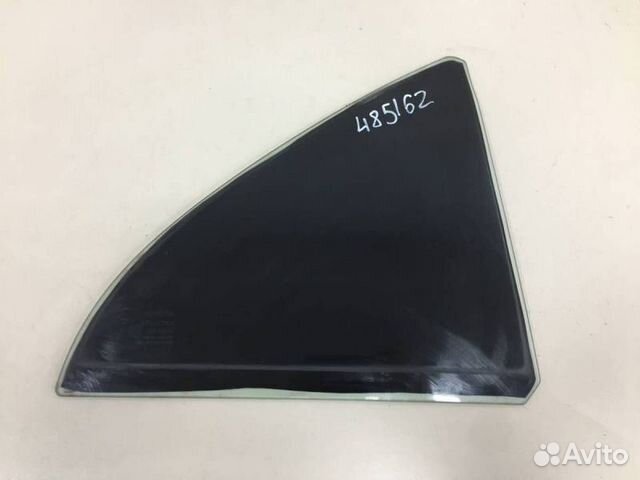 Стекло двери задней правой форточка Toyota Avensis