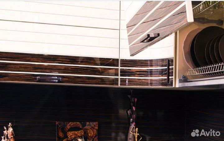 Продам готовую кухню / см размеры