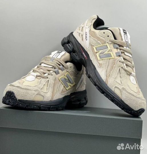 Кроссовки New balance 1906d бежевые