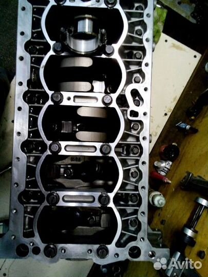 Блок двигателя volvo D5244T