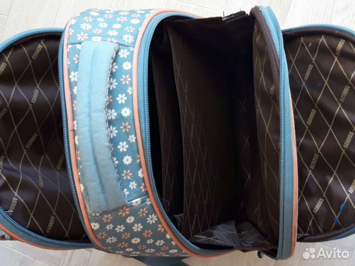 Школьный рюкзак