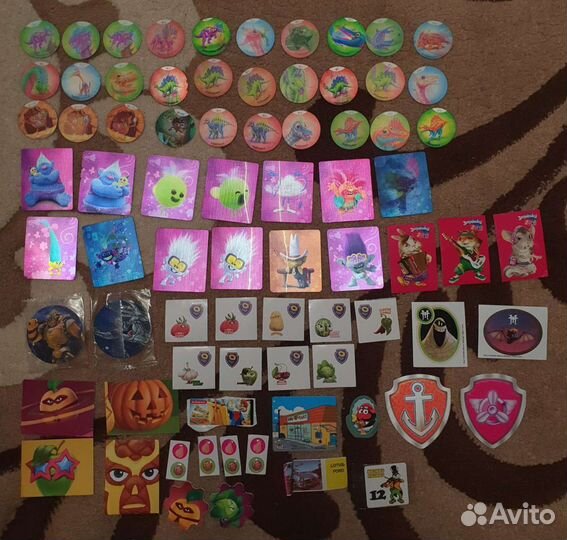 Киндер сюрприз закладки фишки карточки наклейки