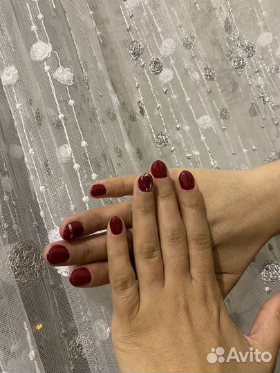 Модель на маникюр и педикюр