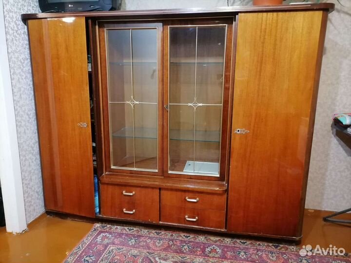 Сервант старинный