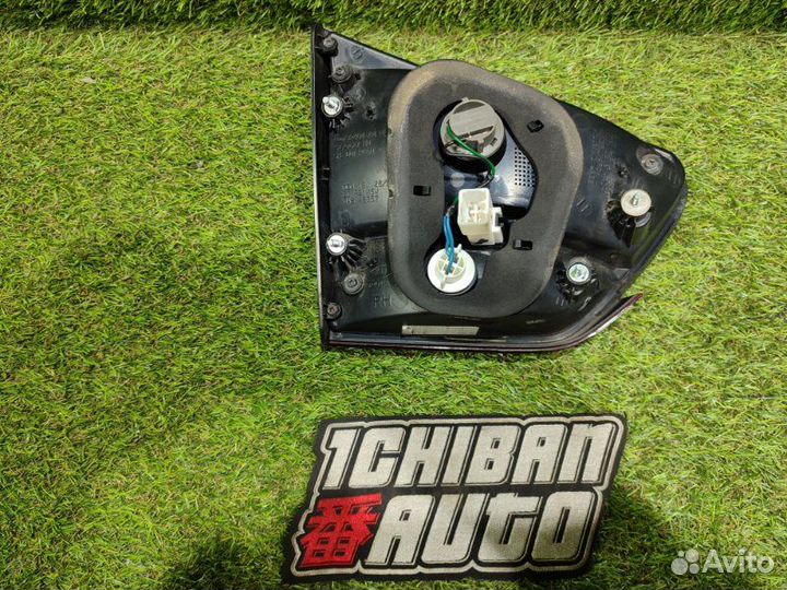 Стоп-вставка задняя правая Kia Carens RP L4NA 2013