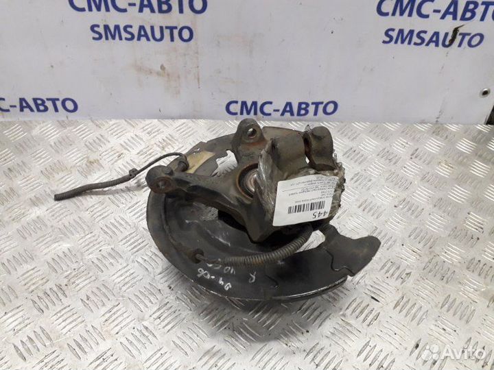 Кулак поворотный передний правый Volvo S40