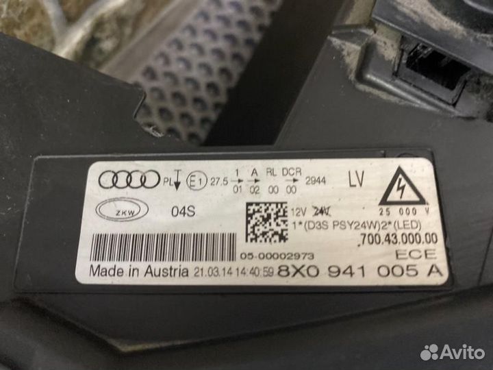 Фара левая Audi A1