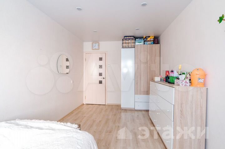 4-к. квартира, 97 м², 1/5 эт.