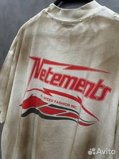 Футболка Vetements speed оверсайз рваная