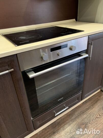 Кухня бу с техникой