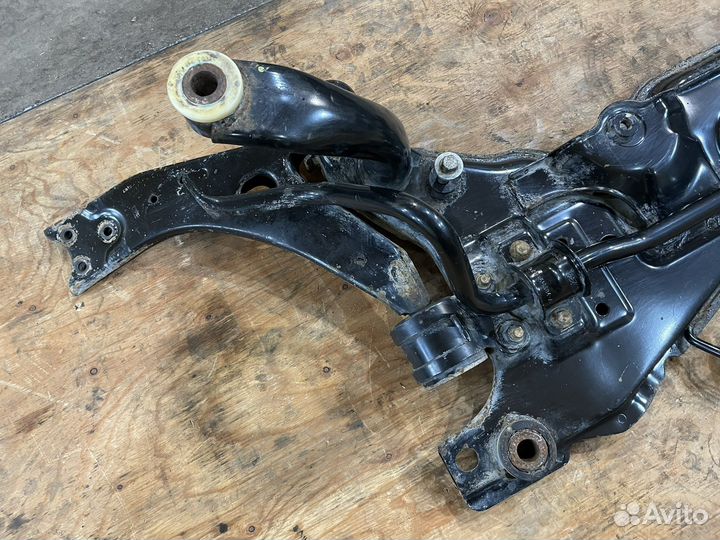 Подрамник передний в сборе Focus 2 рестайлинг 1.8