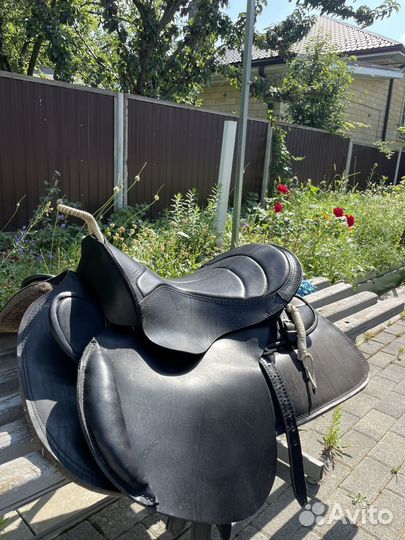 Седло для лошади