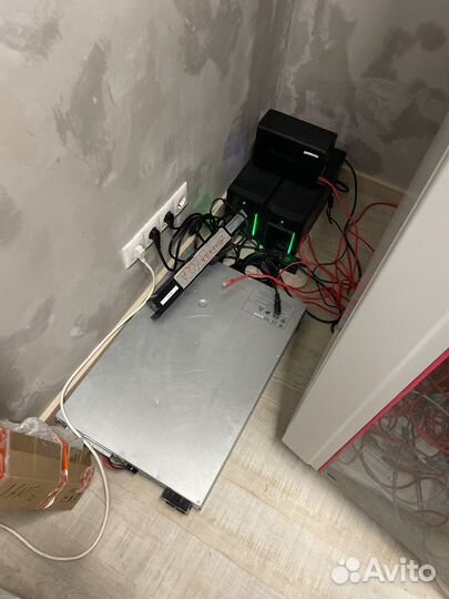 Ибп APC Smart-UPS C 3000 В