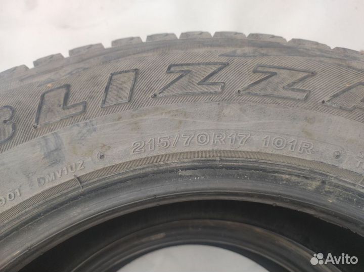 Bridgestone Blizzak DM-V1 215/70 R17 101R