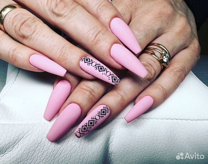 Маникюр. Покрытие и наращивание ногтей,ресниц