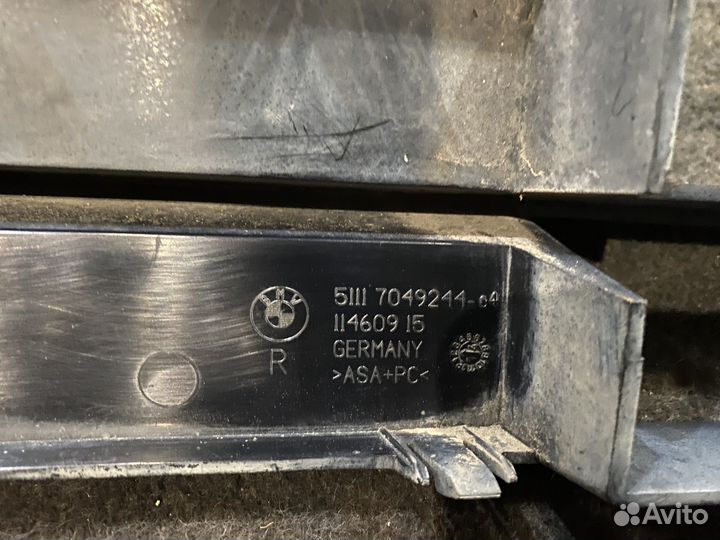 Правая решетка птф BMW 5 e60/61 (оригинал)