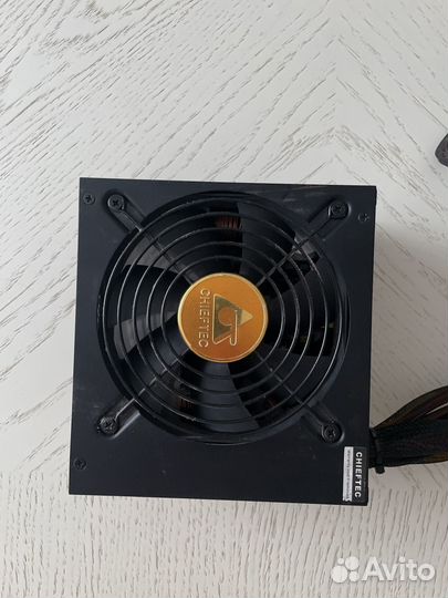Блок питания chieftec 750w