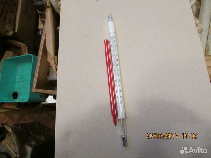 Продаю термометр сп 82