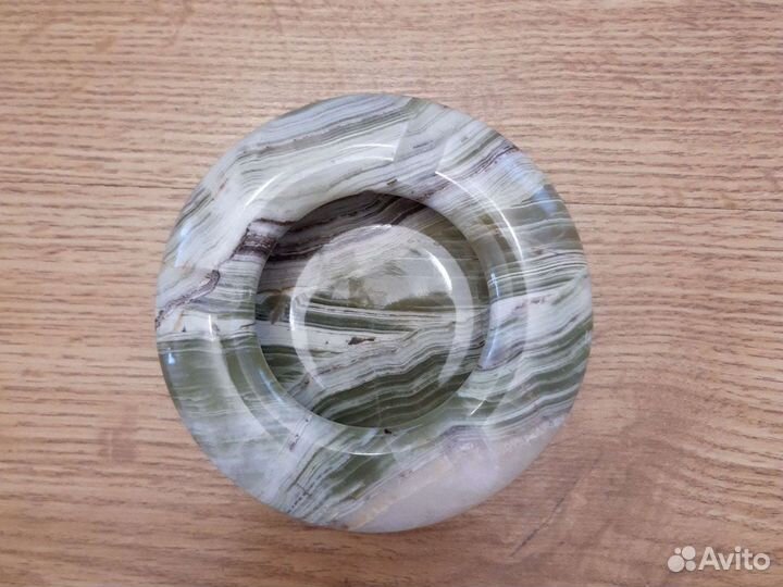 Пепельница из оникса