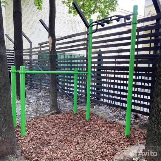 Детская спортивная площадка уличная