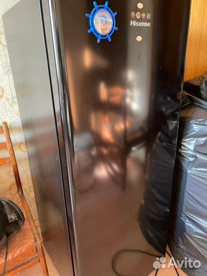 Холодильник б/у Hisense