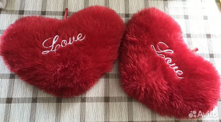 Декоративная подушка в форме сердца