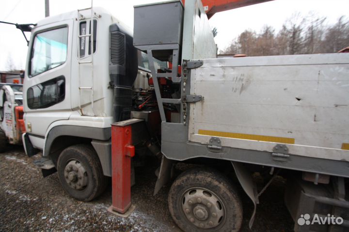 Mitsubishi Fuso Super Great с КМУ, 1982