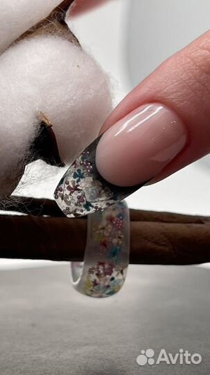 Маникюр / педикюр