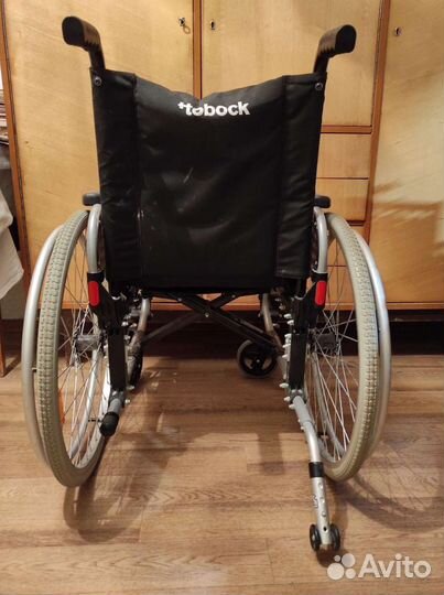 Коляска инвалидная складная