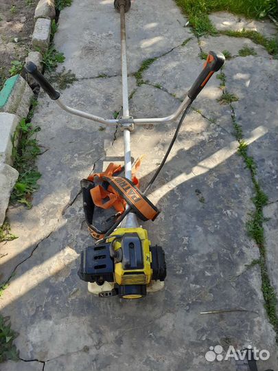Триммер бензиновый
