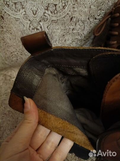 Ботинки женские