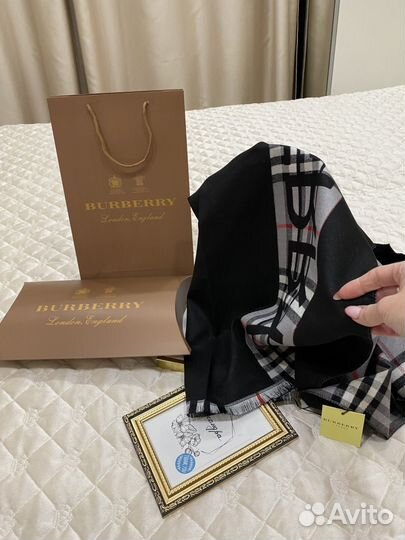 Палантин burberry