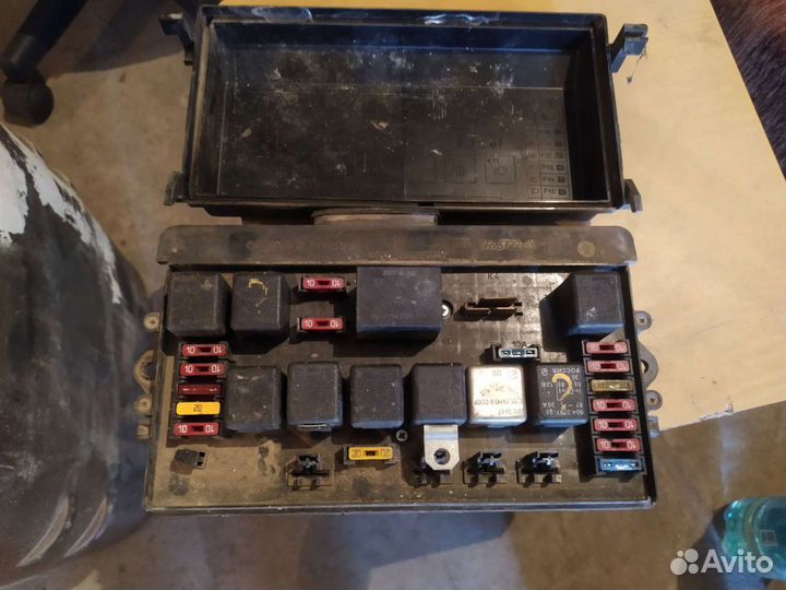 Блок предохранителей 2109