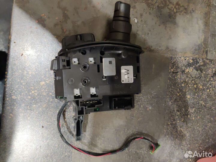 Переключатель подрулевой в сборе Renault Scenic