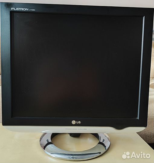 Монитор для компьютера 19 дюймов