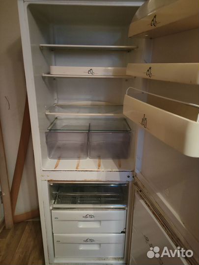 Холодильник на запчасти