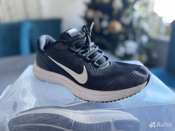 Кроссовки nike