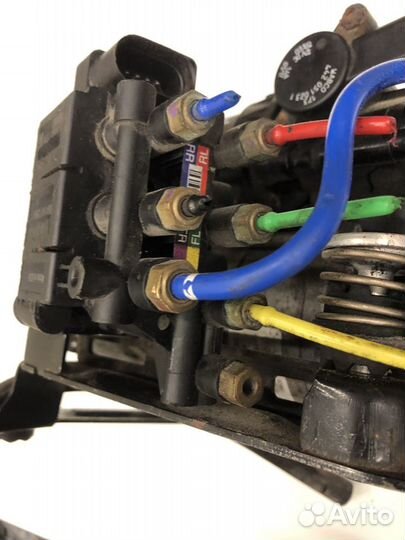 Насос пневмоподвески bmw g11 g12 2017год