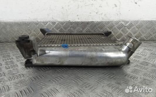 Радиатор интеркуллера toyota RAV 4 ZCA2 (HBR01YE01