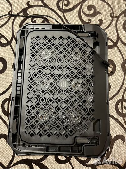 Подставка с охлаждением для ноутбука