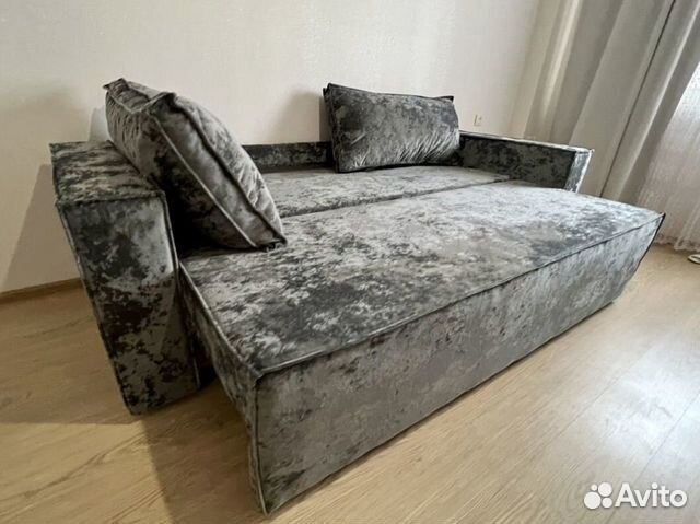 Новинка Элегантный диван