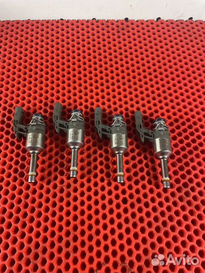 Форсунка инжекторная электрическая VW Tiguan