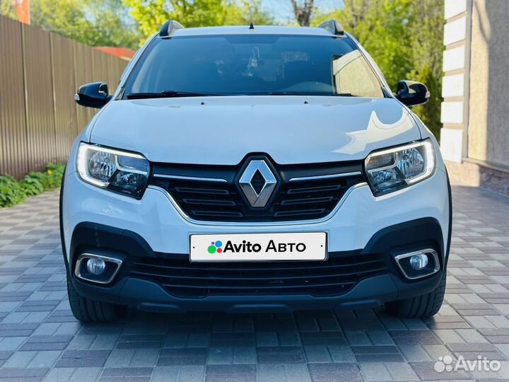 Renault Logan Stepway 1.6 CVT, 2019, 112 000 км