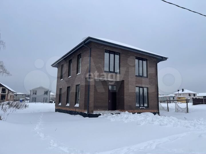 Дом 107 м² на участке 9 сот.